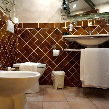 Tatil Evi La Rocca Sospesa - Portico Delle Foglie *